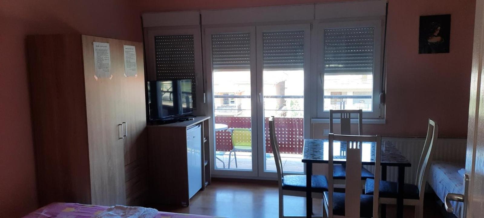 Guest House Trajkovic ג'אגודינה מראה חיצוני תמונה